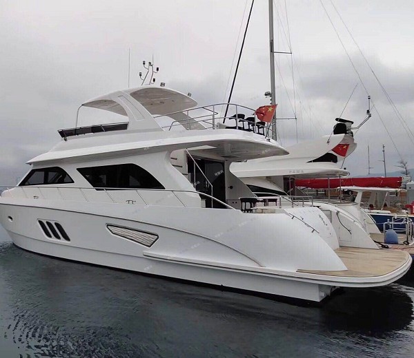 63英尺飛橋游艇 63英尺飛橋游艇