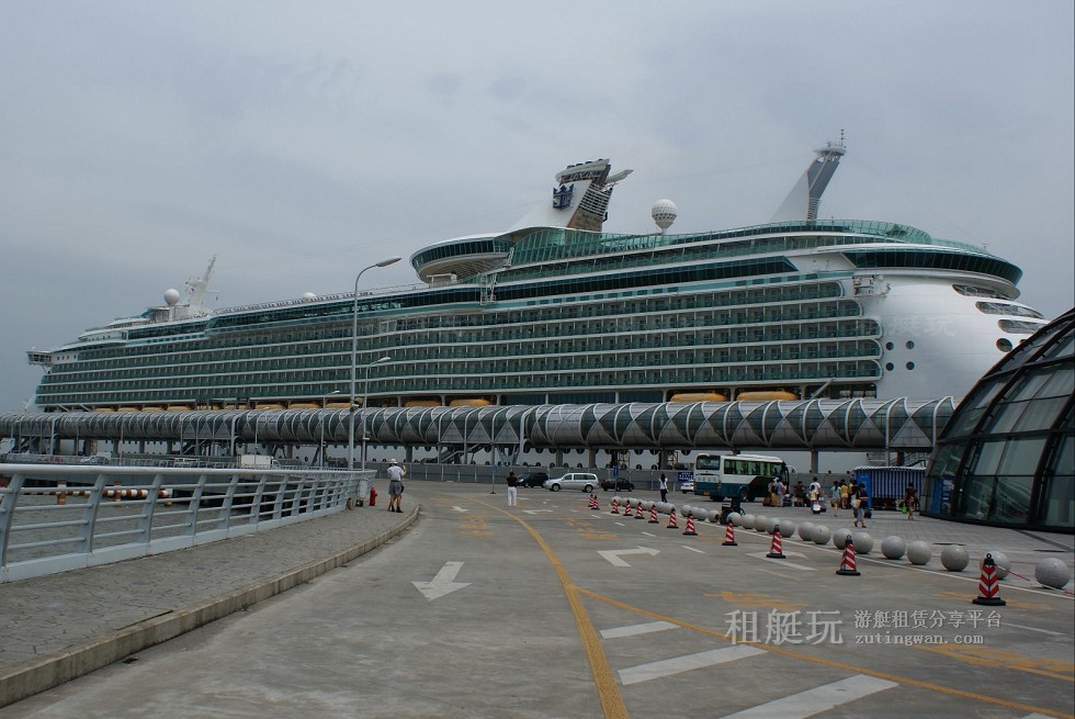 上海港國(guó)際客運(yùn)中心碼頭 上海港國(guó)際客運(yùn)中心碼頭